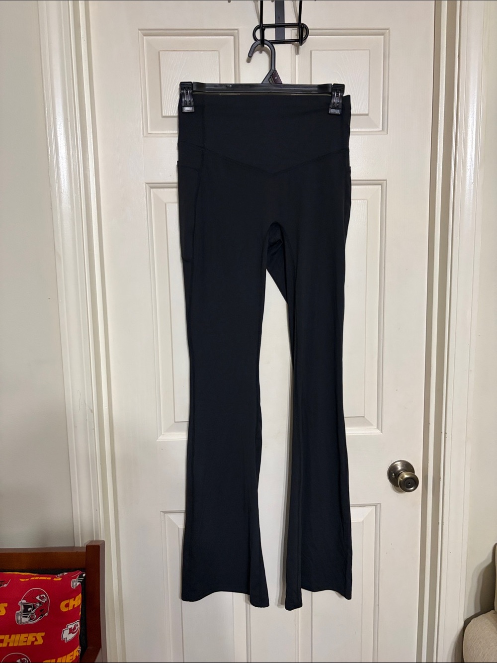 HALARA Black Boot-Cut Yoga Pants